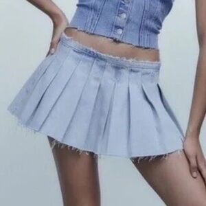 Zara Pleated Mini Denim Skirt — Size Small